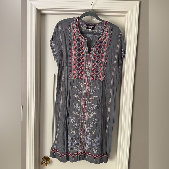 Johnny Was Dresses & Skirts - Johnny Was Gray Mini Dress with Colorful Embroidery